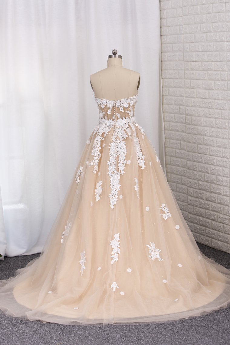 Wedding Dresses A Line Tulle Sweetheart With Applique Court Train