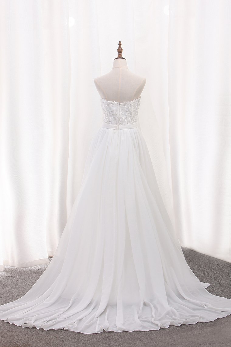 A Line Chiffon Sweetheart Wedding Dresses With Applique And Slit