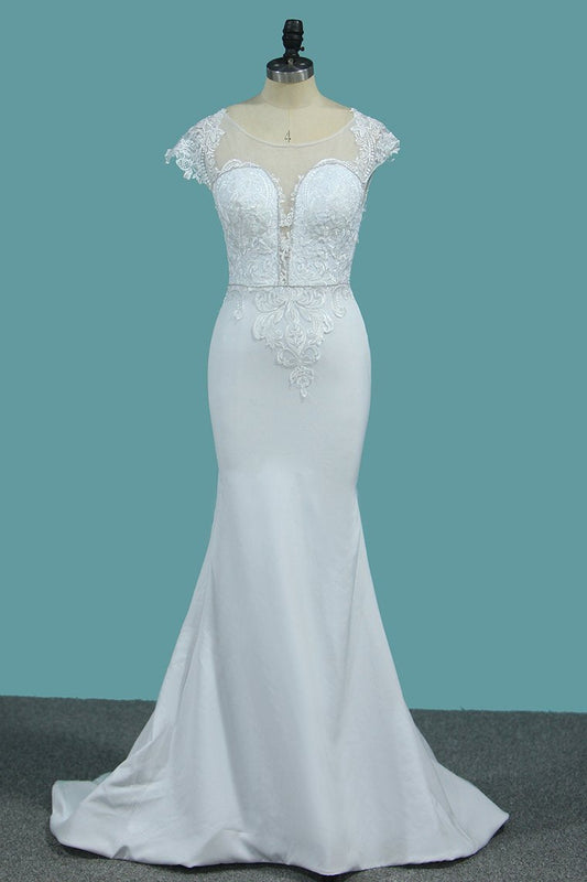 2024 Wedding Dresses Spandex Bateau Cap Sleeve With Applique And Beads Court Train