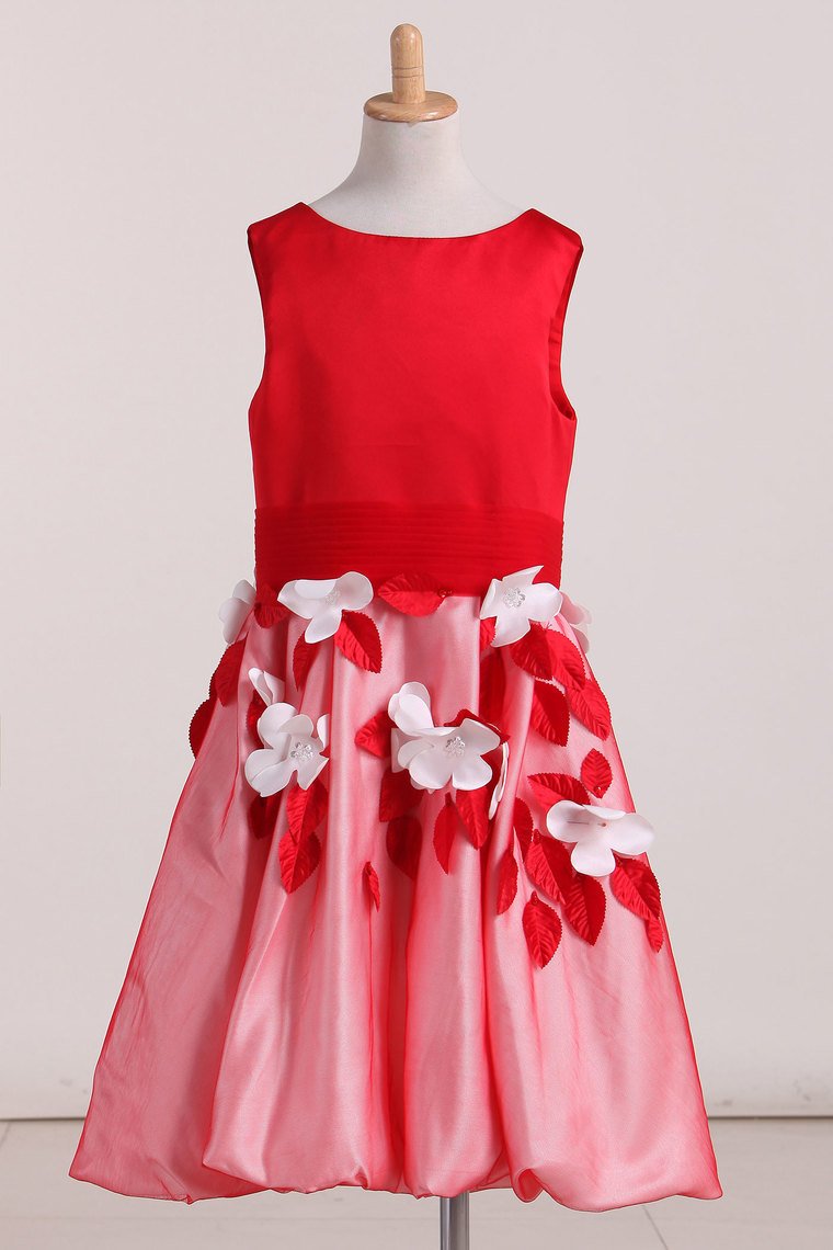 2024 New Arrival Flower Girl Dresses A Line Scoop Satin & Tulle With Handmade Flowers