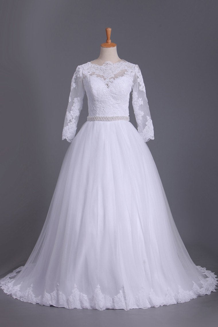 2024 3/4 Length Sleeve Bateau Wedding Dresses Tulle With Applique Court Train