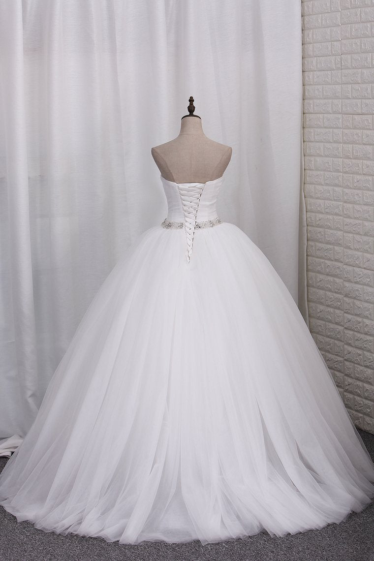 New Wedding Dresses Tulle Ball Gown Sweetheart Ruched Bodice Lace Up Back