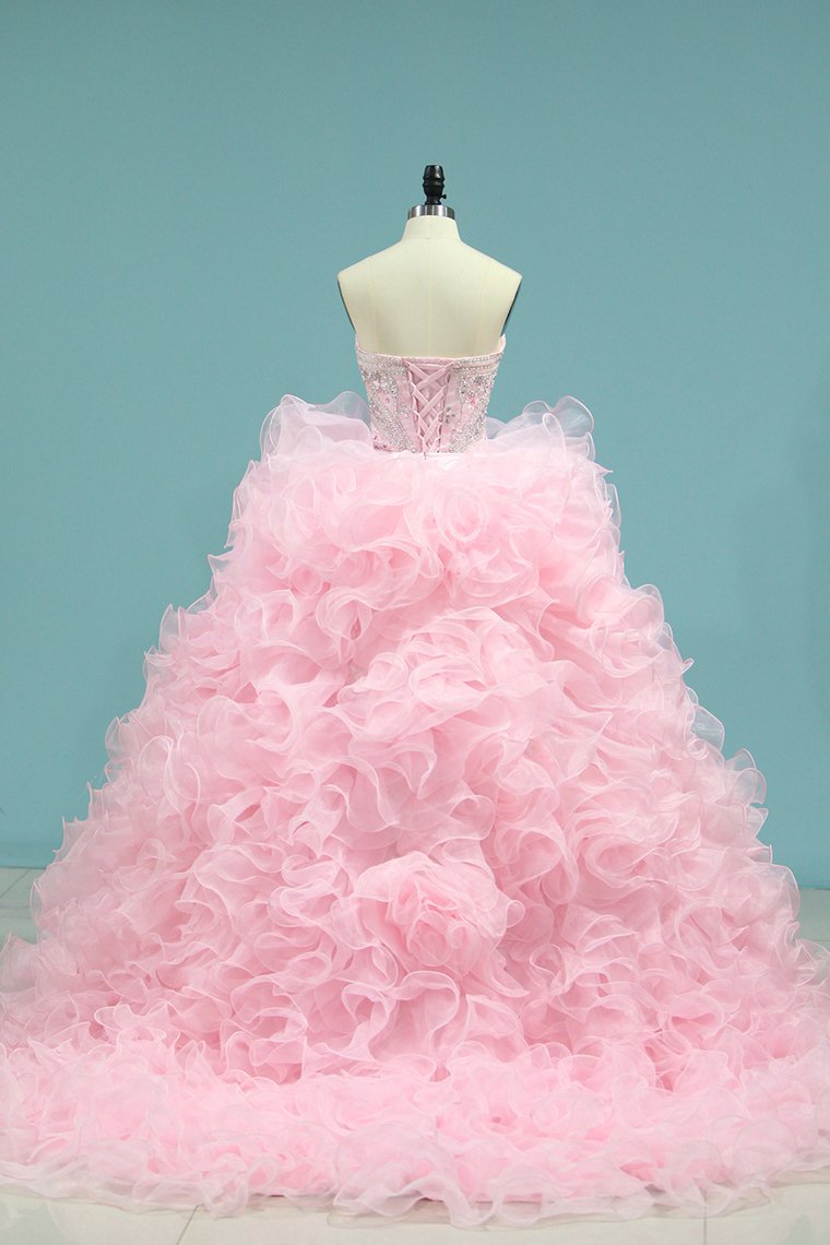 Organza Quinceanera Dresses Sweetheart With Beads And Applique Court Train Detachable