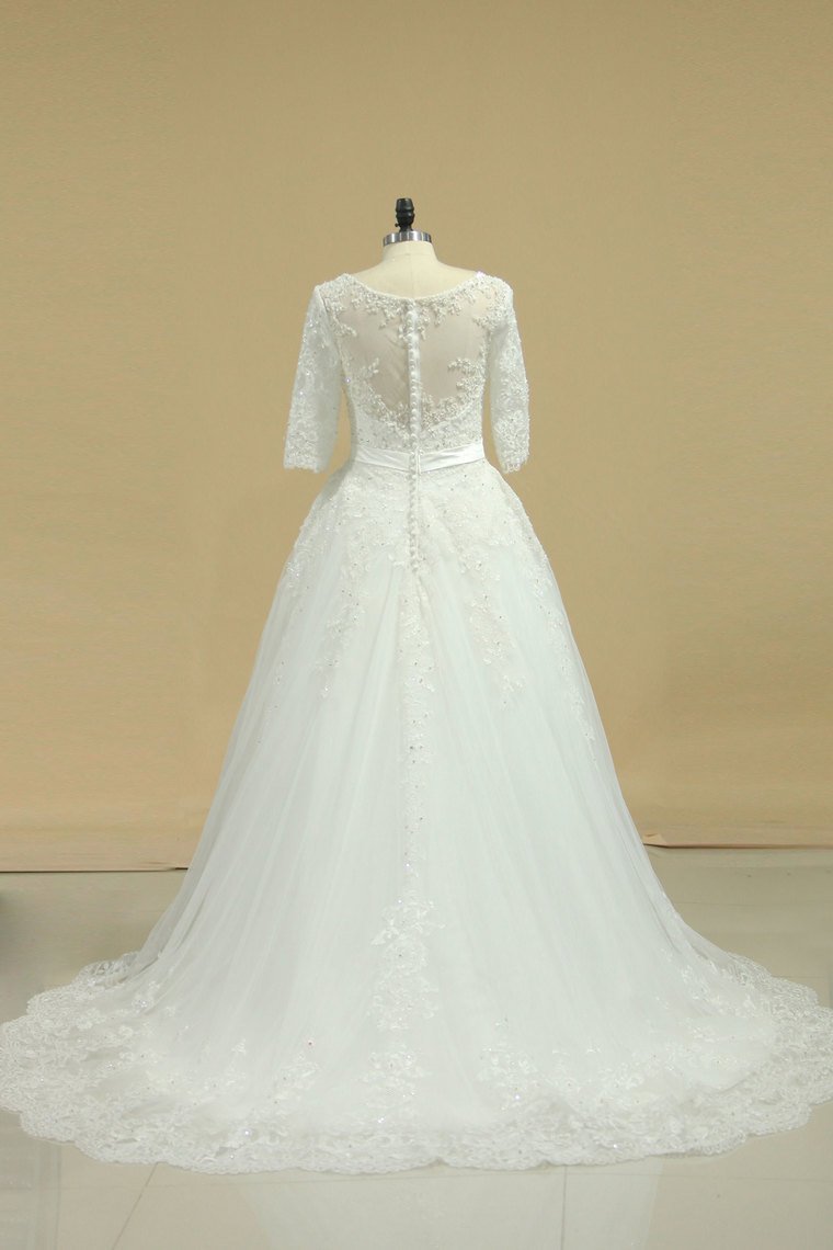 2024 Scoop Mid-Length Sleeves Wedding Dresses A Line Tulle With Applique & Beads