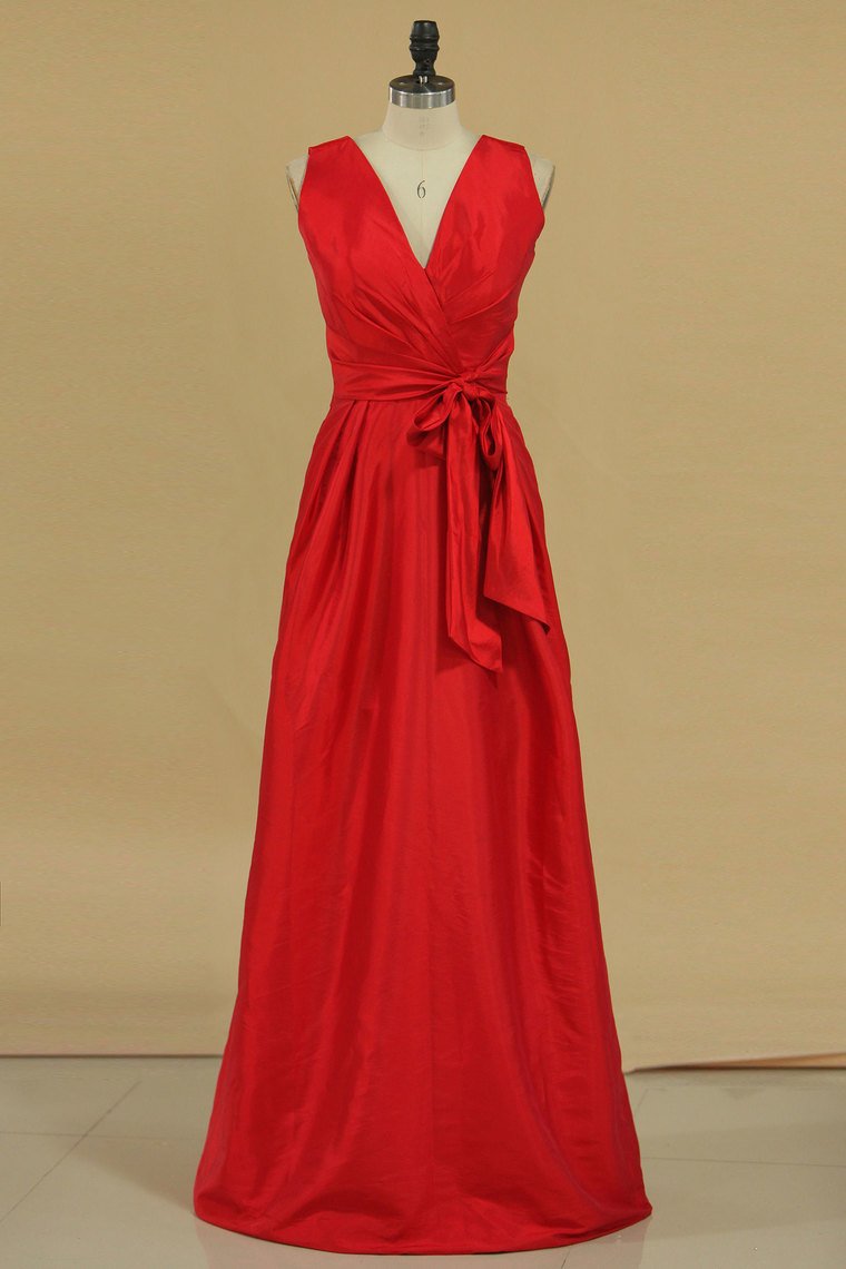 2024 Red Bridesmaid Dresses Cheap Bridesmaid Dresses V Neck Floor Length