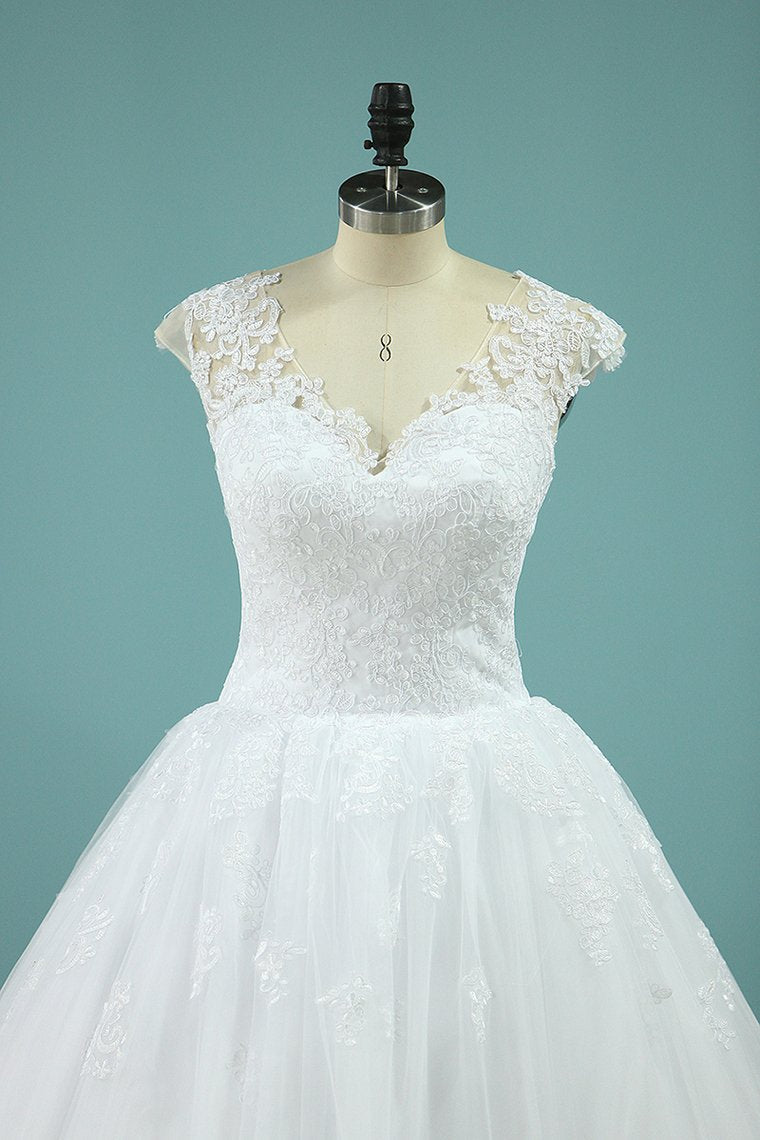 Straps Wedding Dresses Ball Gown Tulle With Applique Chapel Train