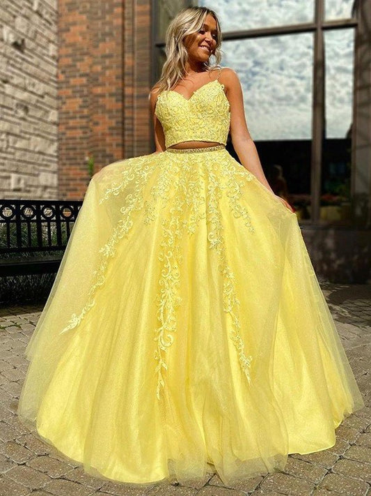 Sleeveless Applique Tulle A-Line/Princess V-neck Floor-Length Two Piece Dresses