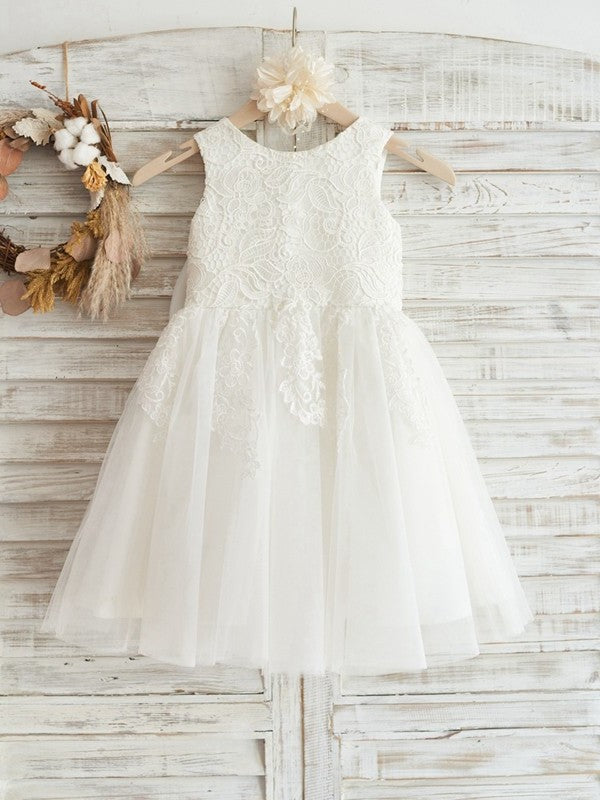 Tulle Sleeveless Scoop A-Line/Princess Knee-Length Lace Flower Girl Dresses