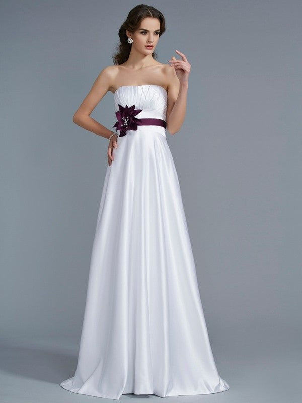 Sleeveless Flower Strapless A-Line/Princess Hand-Made Long Satin Dresses