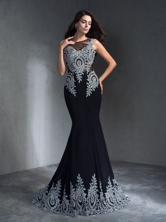 Trumpet/Mermaid Applique Scoop Sleeveless Long Chiffon Dresses