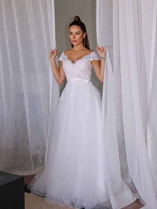 A-Line/Princess Tulle V-neck Lace Sleeveless Floor-Length Wedding Dresses