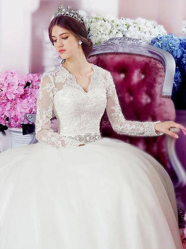 Train V-neck Sleeves Cathedral Applique Lace A-Line/Princess Long Tulle Wedding Dresses