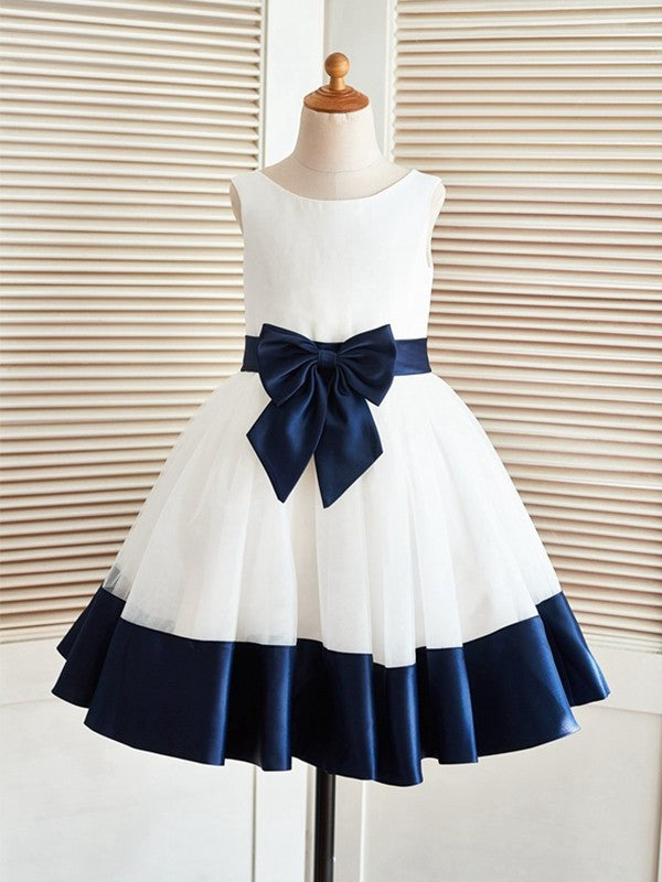 A-Line/Princess Sleeveless Satin Scoop Knee-Length Bowknot Flower Girl Dresses