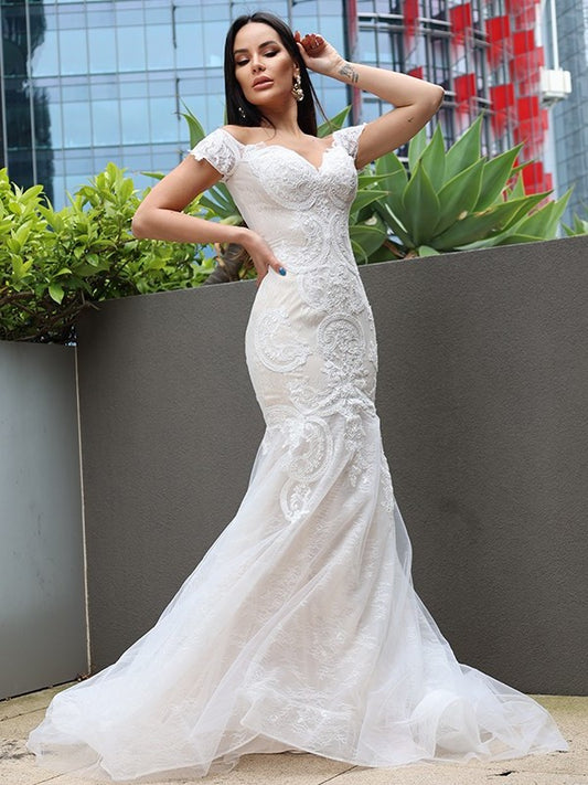 Sweep/Brush Applique Trumpet/Mermaid Tulle Sleeveless Off-the-Shoulder Train Wedding Dresses