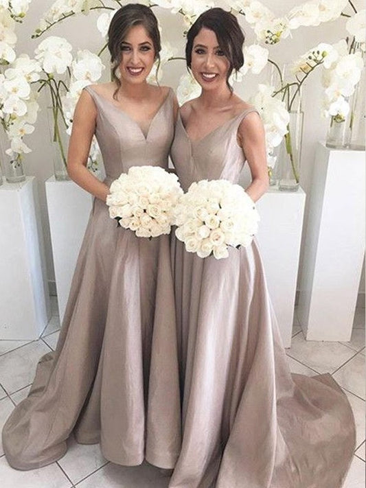 Train Sweep/Brush Sleeveless A-Line/Princess V-neck Taffeta Bridesmaid Dresses