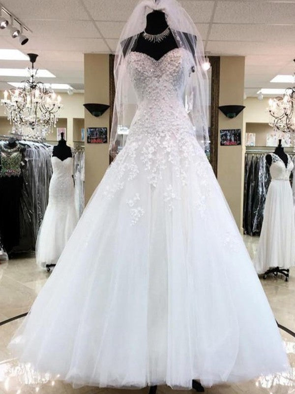 Sweetheart Sleeveless Applique Gown Tulle Ball Floor-Length Wedding Dresses