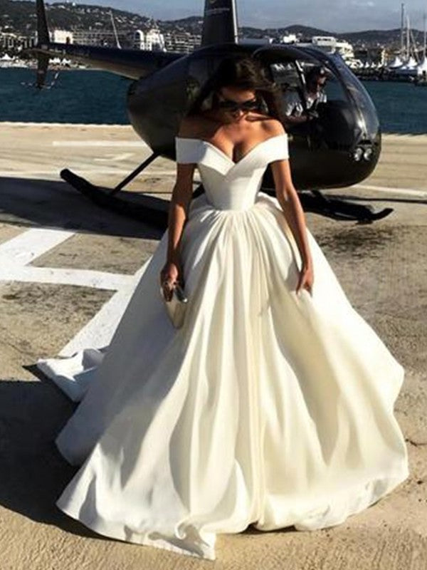 Train Ball Court Gown Off-the-Shoulder Satin Wedding Dresses