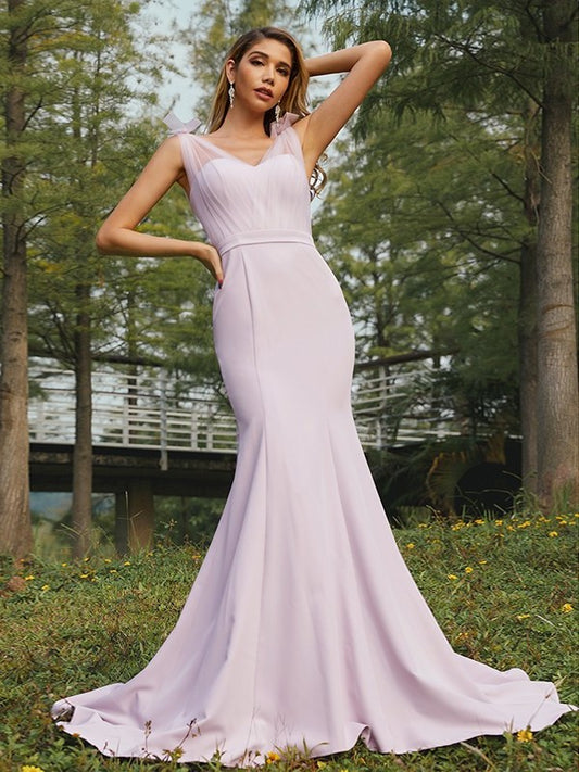 V-neck Trumpet/Mermaid Sleeveless Ruched Sweep/Brush Crepe Stretch Train Bridesmaid Dresses