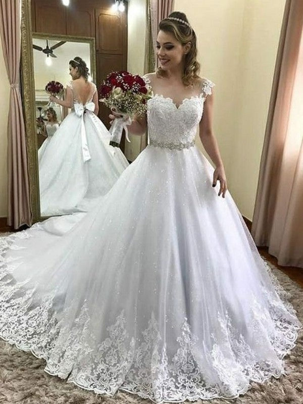 Sweetheart Court Gown Beading Ball Train Sleeveless Tulle Wedding Dresses