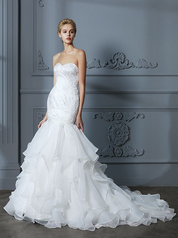 Sleeveless Sweetheart Trumpet/Mermaid Train Sweep/Brush Ruffles Organza Wedding Dresses