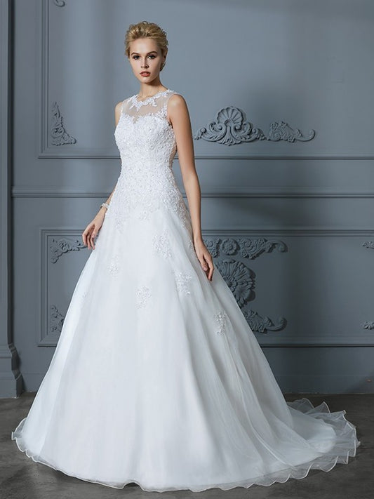 Train Scoop Ball Gown Sleeveless Organza Court Applique Wedding Dresses