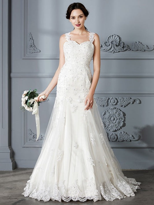 Sweetheart Lace Court Sleeveless Trumpet/Mermaid Train Wedding Dresses