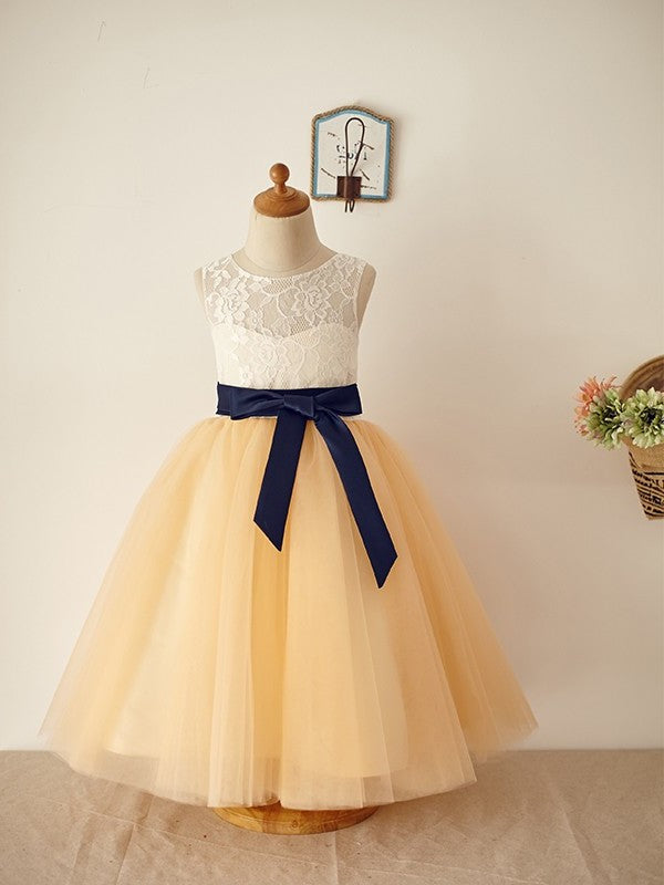 Tulle Floor-Length A-Line/Princess Sleeveless Lace Scoop Flower Girl Dresses