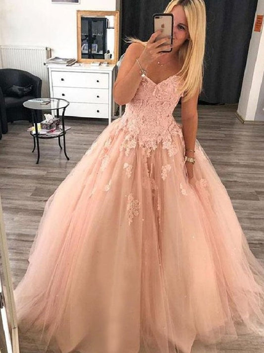 Sleeveless Ball Sweetheart Floor-Length Gown Applique Tulle Dresses