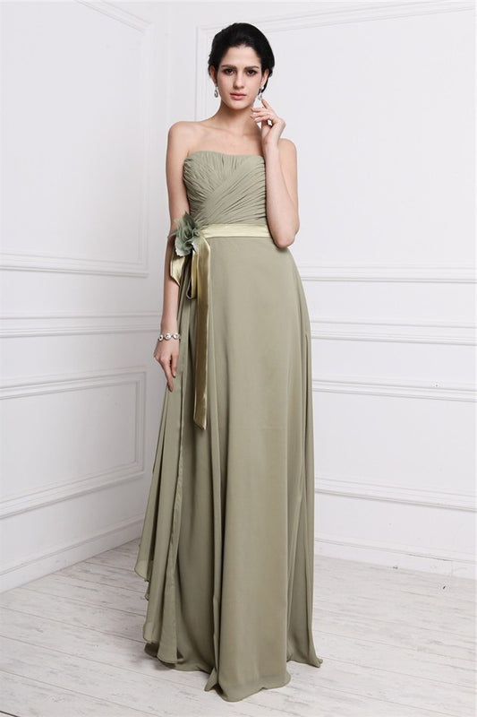 Pleats Strapless Sheath/Column Hand-Made Sleeveless Flower Long Chiffon Bridesmaid Dresses