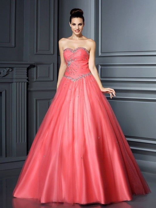 Sweetheart Gown Long Sleeveless Ball Beading Net Quinceanera Dresses