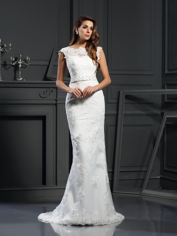 Bateau Lace Long A-Line/Princess Sleeveless Satin Wedding Dresses