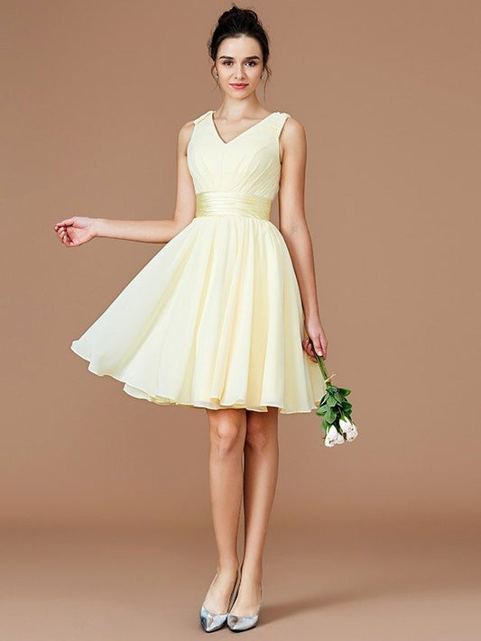 A-Line/Princess Sash/Ribbon/Belt V-neck Short/Mini Sleeveless Chiffon Bridesmaid Dresses