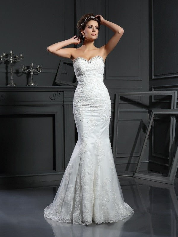 Sheath/Column Beading Long Sleeveless Sweetheart Net Wedding Dresses