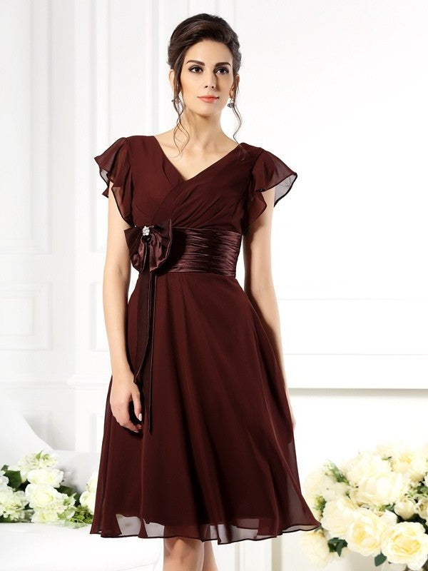 Chiffon Mother of Short A-Line/Princess Bowknot Short Sleeves V-neck the Bride Dresses