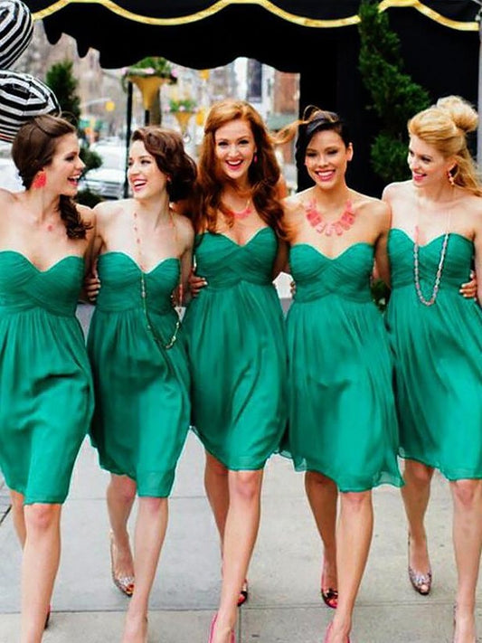 Sleeveless A-Line/Princess Sweetheart Chiffon Short/Mini Bridesmaid Dresses