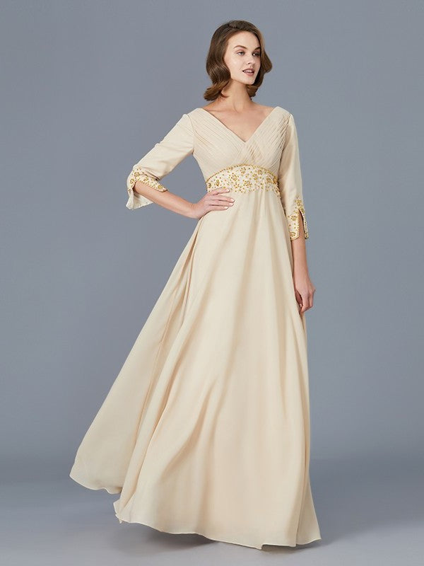 V-neck of Floor-Length A-Line/Princess Mother Chiffon Ruffles the Bride Dresses