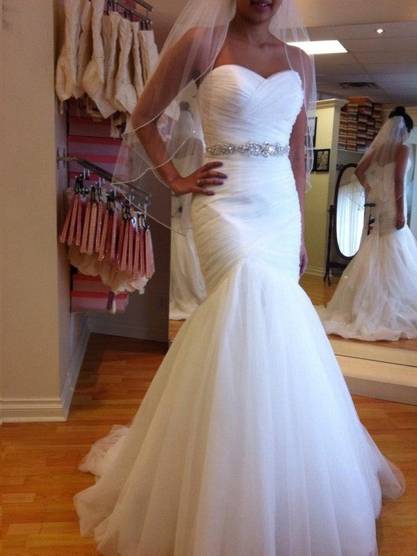 Train Beading Trumpet/Mermaid Sleeveless Court Sweetheart Tulle Wedding Dresses