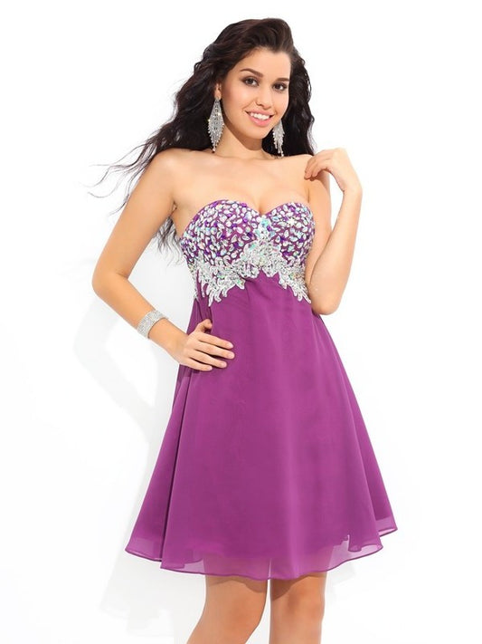 Sleeveless Rhinestone Short Sweetheart A-Line/Princess Chiffon Cocktail Dresses