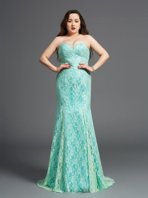 Long Sleeveless Lace Strapless Satin Sheath/Column Plus Size Dresses