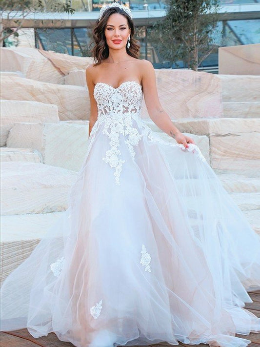 Tulle Sweetheart Sweep/Brush A-Line/Princess Sleeveless Applique Train Wedding Dresses