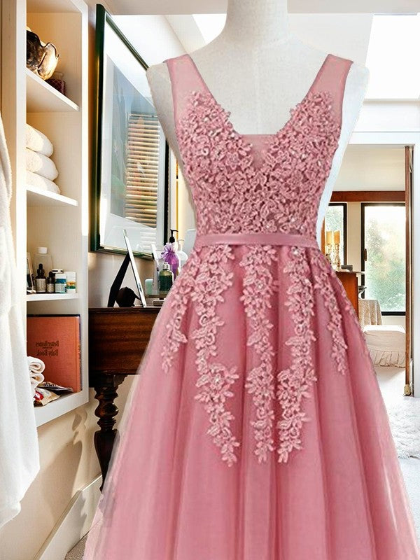 A-Line Short Tulle With V-neck Applique Cut Pink Homecoming Dresses