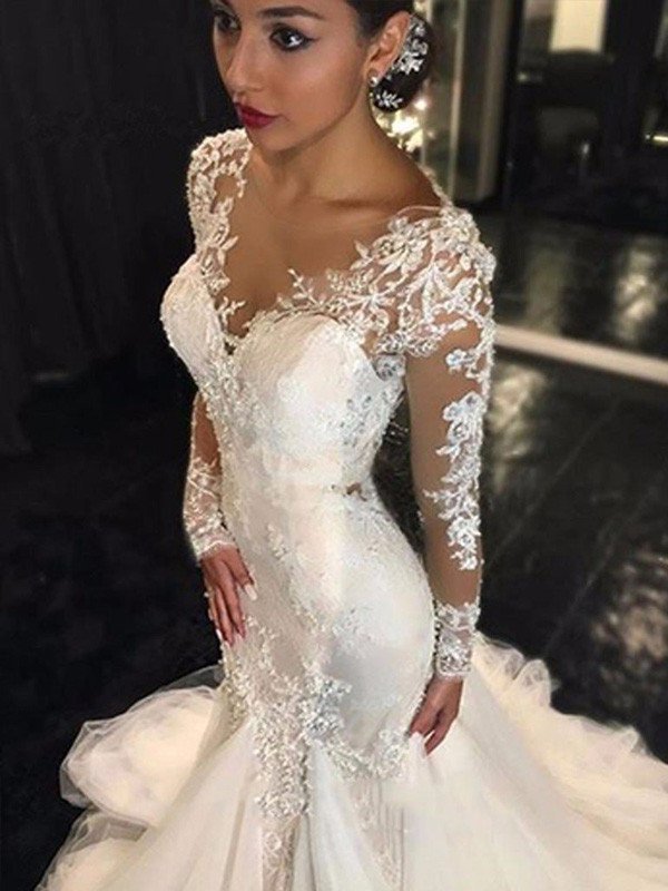 Trumpet/Mermaid Sleeves Train Long V-neck Court Lace Tulle Wedding Dresses