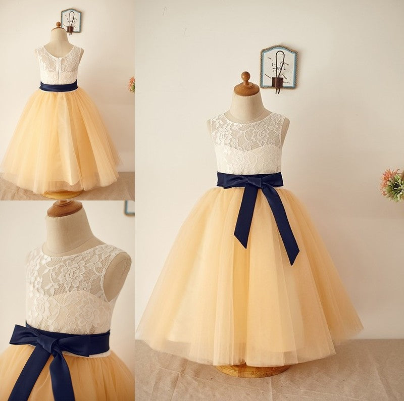 Tulle Floor-Length A-Line/Princess Sleeveless Lace Scoop Flower Girl Dresses