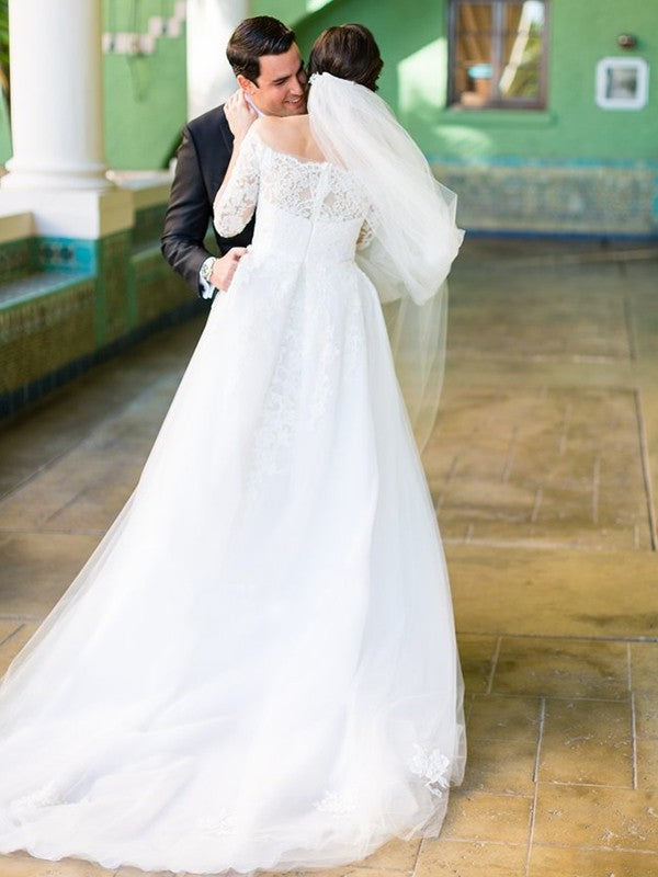 Sleeves Tulle A-Line/Princess Sweep/Brush Lace Long Off-the-Shoulder Train Wedding Dresses