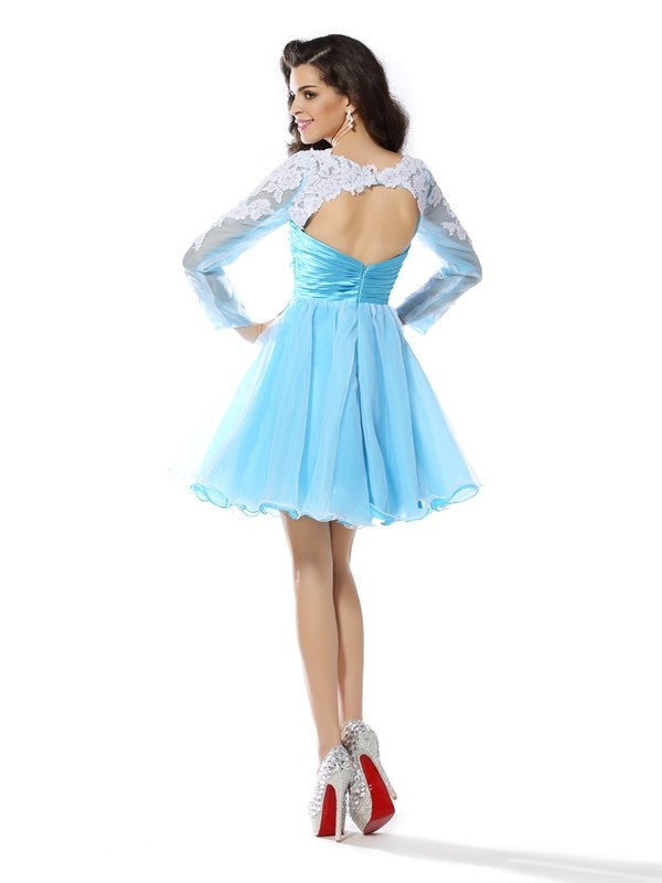 A-Line/Princess Scoop Applique Long Sleeves Homecoming Dresses Short Elastic Raegan Woven Satin Cocktail Dresses