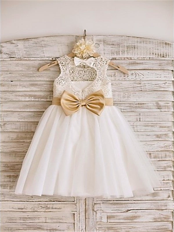 Sleeveless Bowknot Tulle A-line/Princess Scoop Knee-Length Flower Girl Dresses