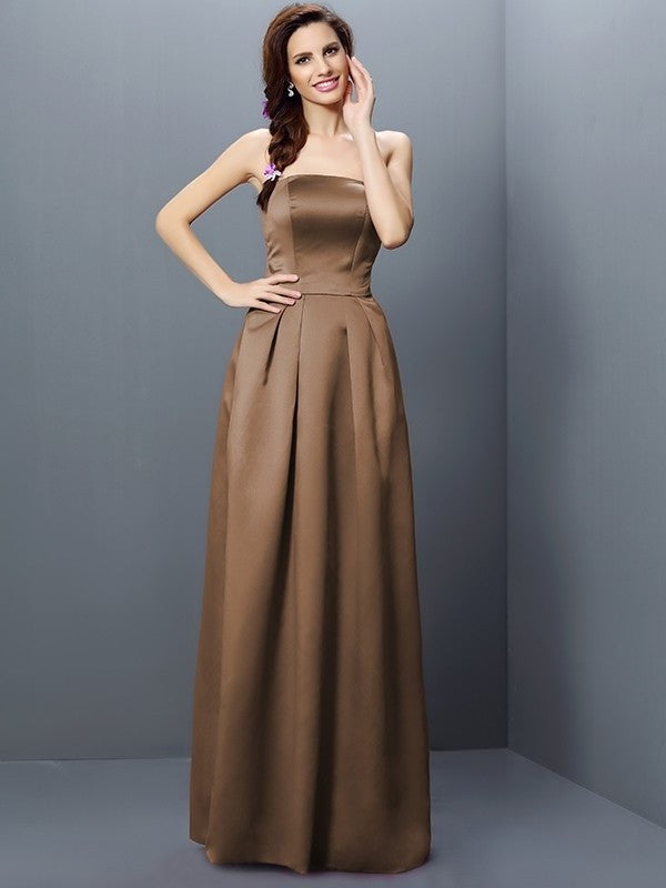 Strapless Long Sleeveless Sheath/Column Satin Bridesmaid Dresses