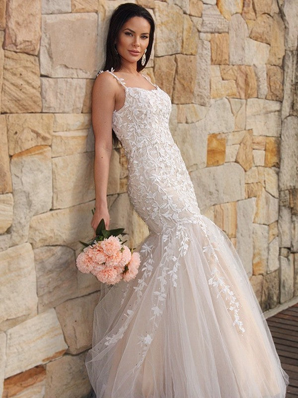 Trumpet/Mermaid Tulle Spaghetti Sleeveless Applique Straps Floor-Length Dresses