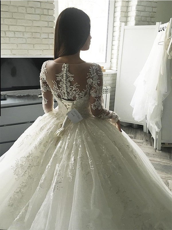 Long Tulle Scoop Gown Ball Court Sleeves Applique Train Wedding Dresses