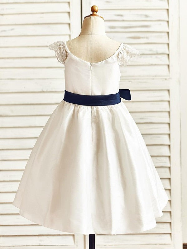 Scoop Taffeta Sash/Ribbon/Belt Sleeveless A-Line/Princess Knee-Length Flower Girl Dresses